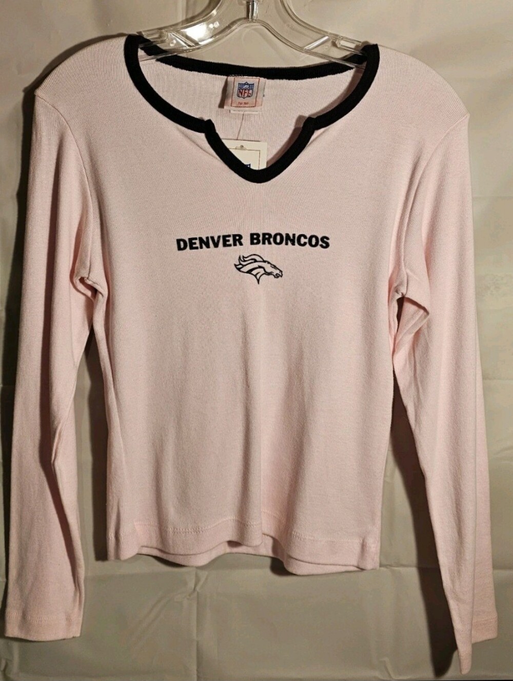 NFL for Her Denver Broncos Long Sleeve T Shirt Pink Cotton Size M NWT